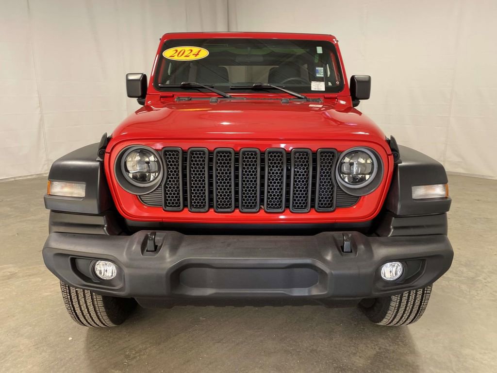 Used 2024 Jeep Wrangler Sport image 6