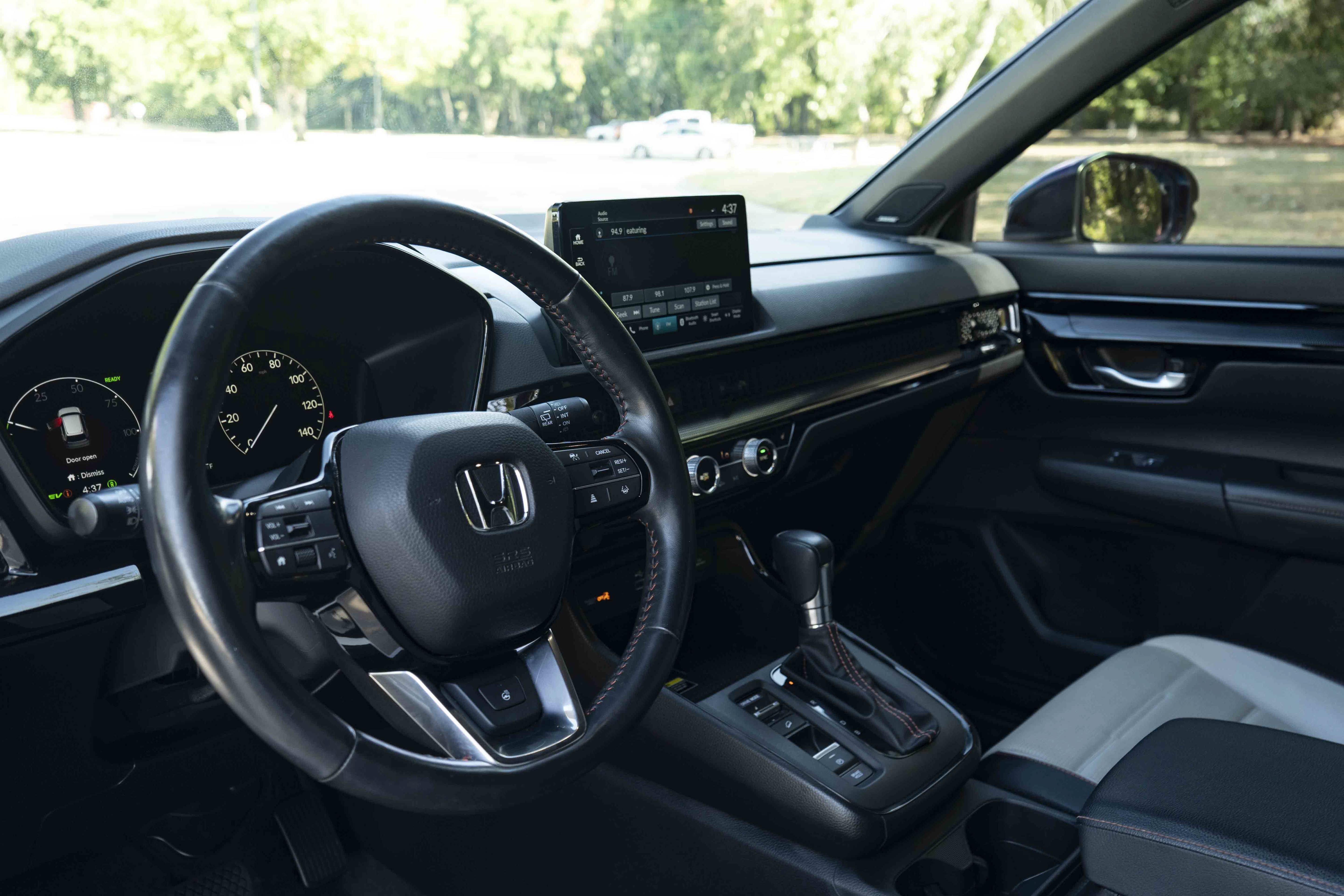 Used 2024 Honda CR-V Sport Touring image 16