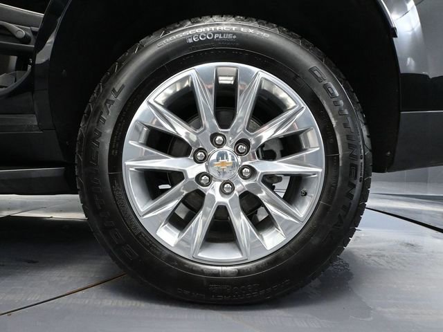 Used 2025 Chevrolet Tahoe Premier AWD/4WD image 16