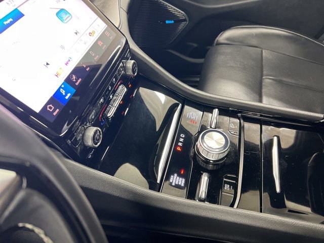 Used 2022 Jeep Grand Cherokee Overland w/ Adv Protech Group III image 19