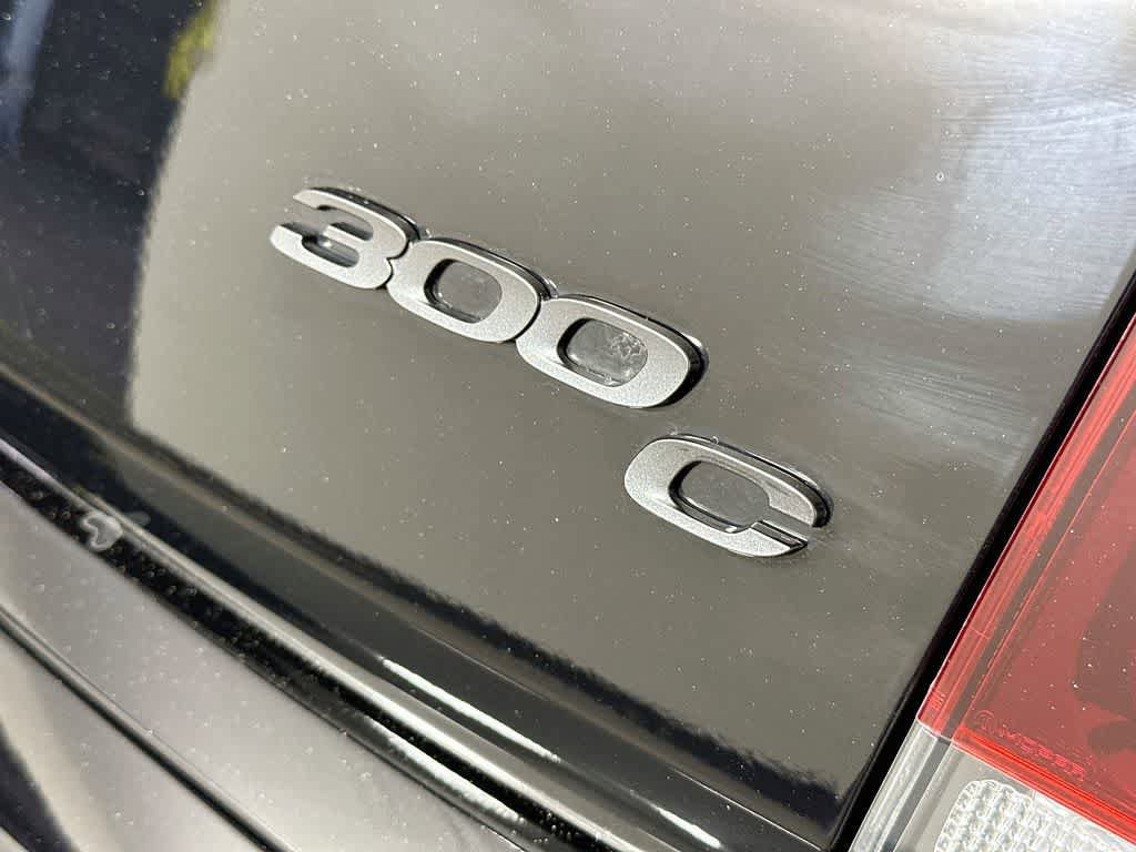 Used 2023 Chrysler 300 C RWD image 7