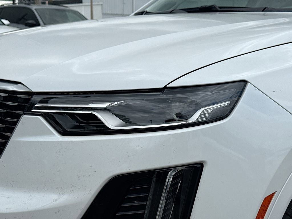 Used 2024 Cadillac XT6 Premium Luxury image 9