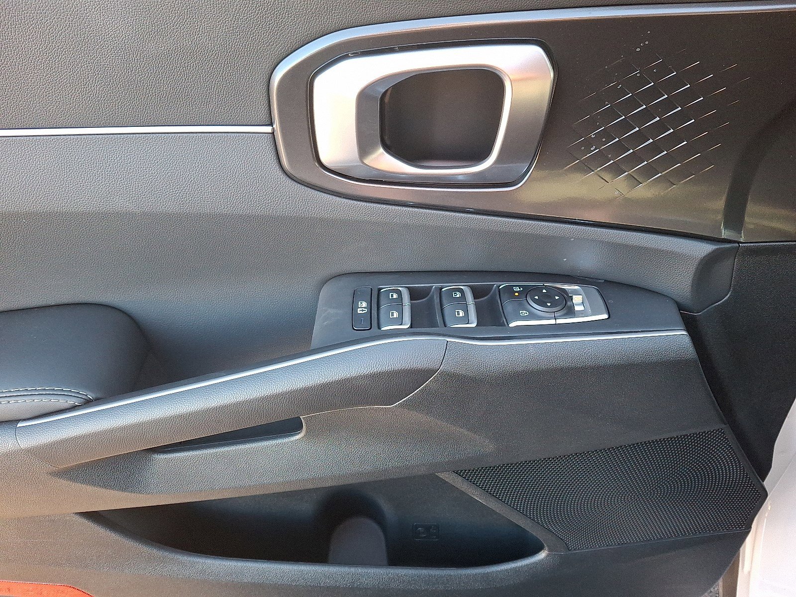 New 2025 Kia Sorento EX w/ Panoramic Sunroof Package image 8