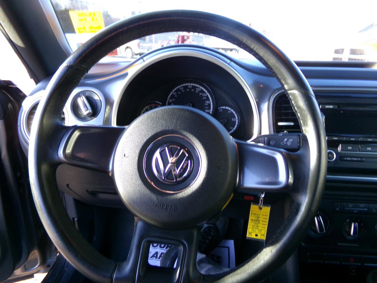 Used 2013 Volkswagen Beetle 2.5 image 10