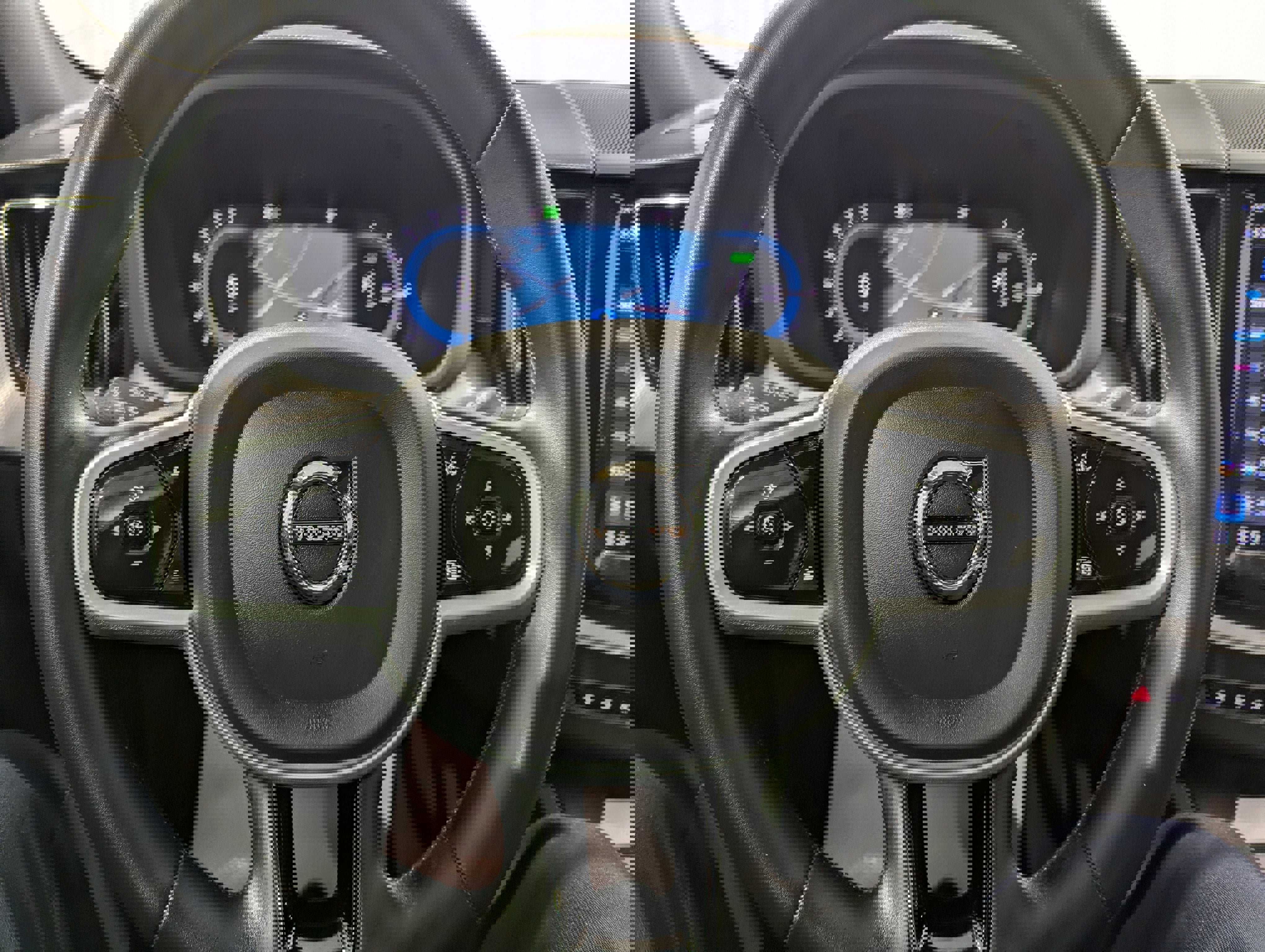 Used 2022 Volvo XC60 T8 R-Design w/ Climate Package image 16