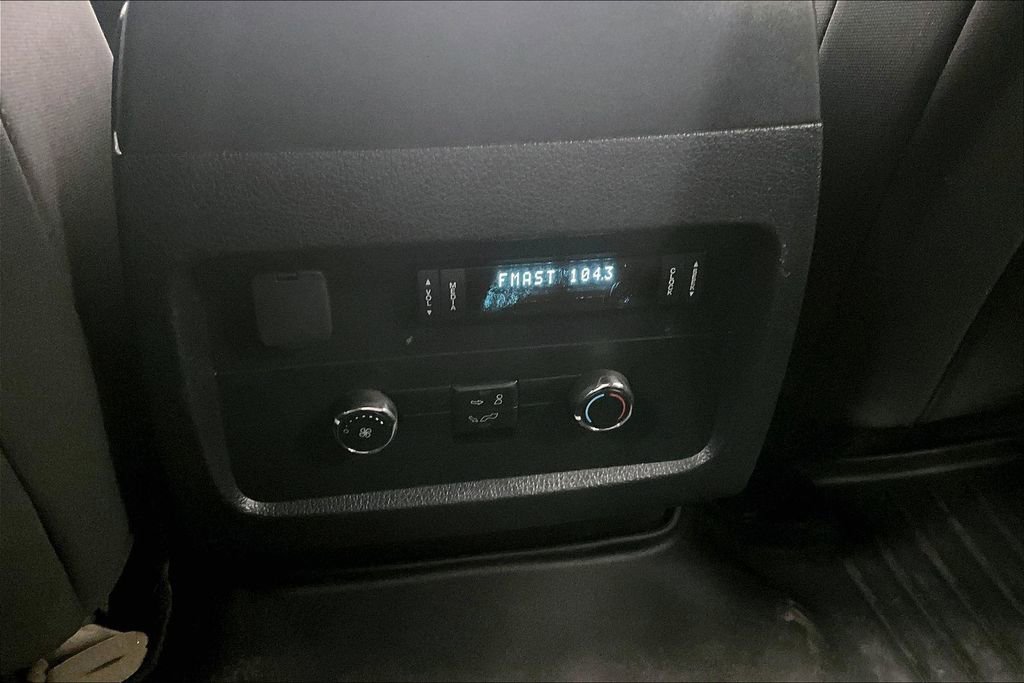 Used 2015 Ford Expedition XLT RWD image 23