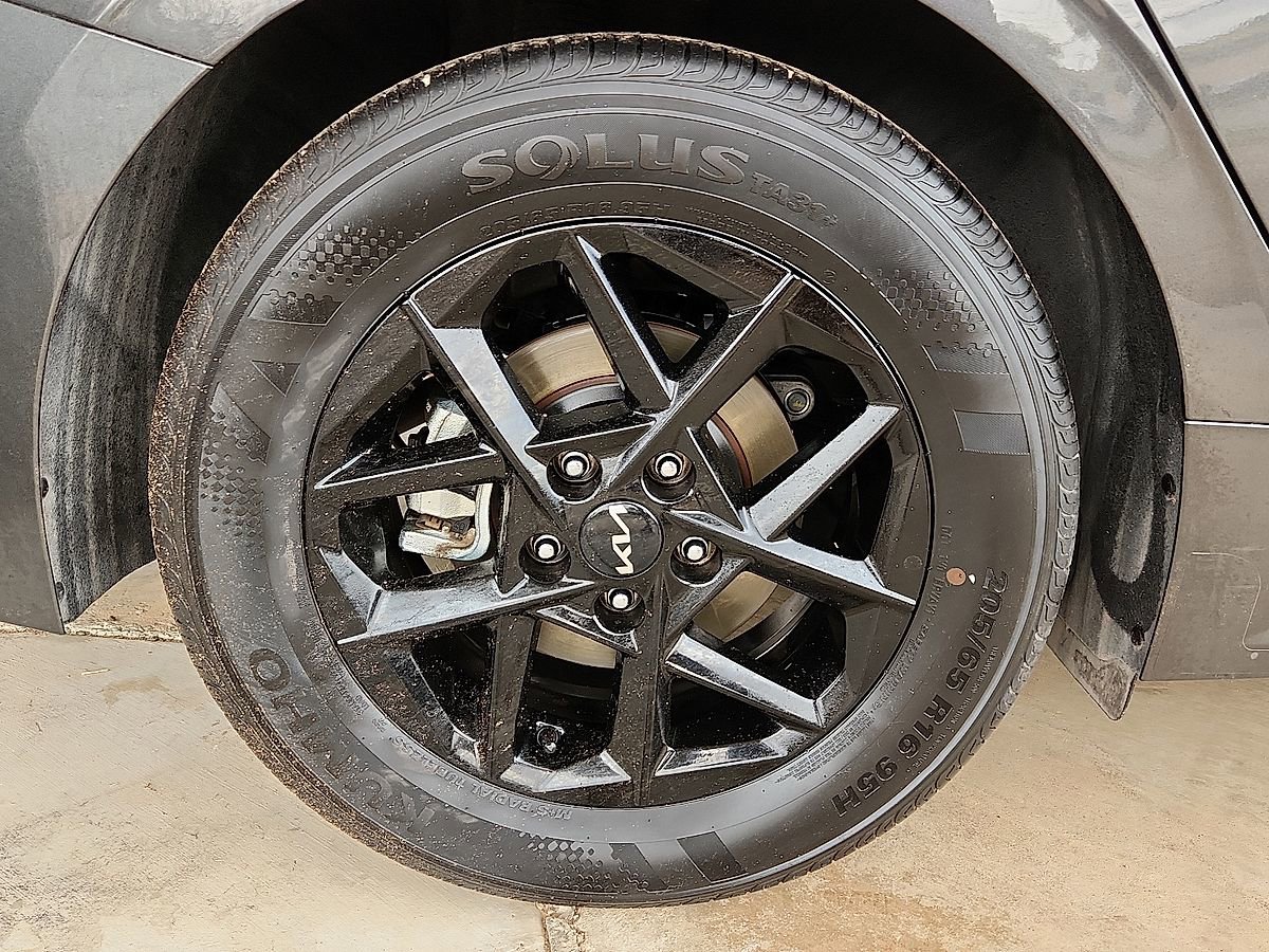 Used 2025 Kia K5 LXS image 5