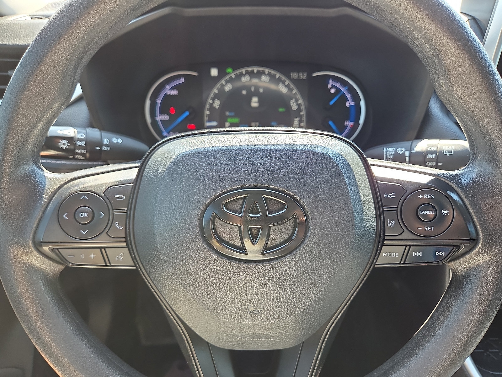 Used 2024 Toyota RAV4 AWD Hybrid image 24