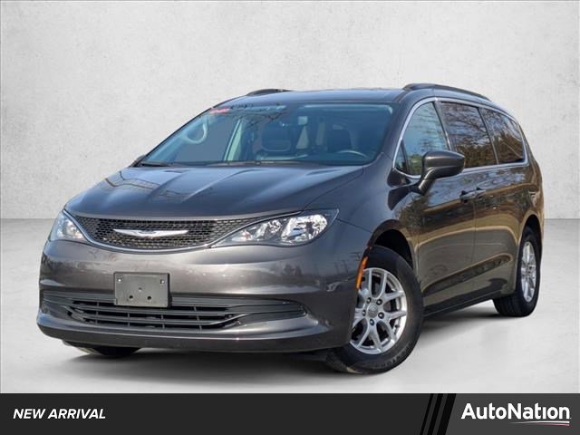 Used 2020 Chrysler Voyager Lxi image 1