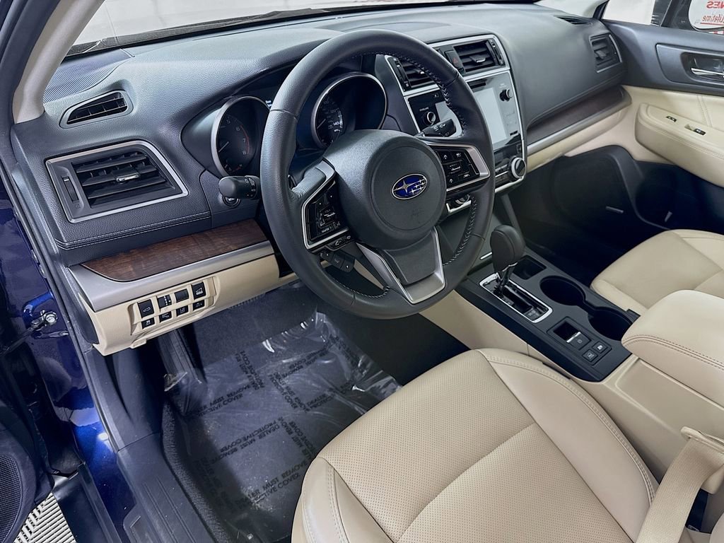 Used 2018 Subaru Outback 2.5i Limited AWD/4WD image 18