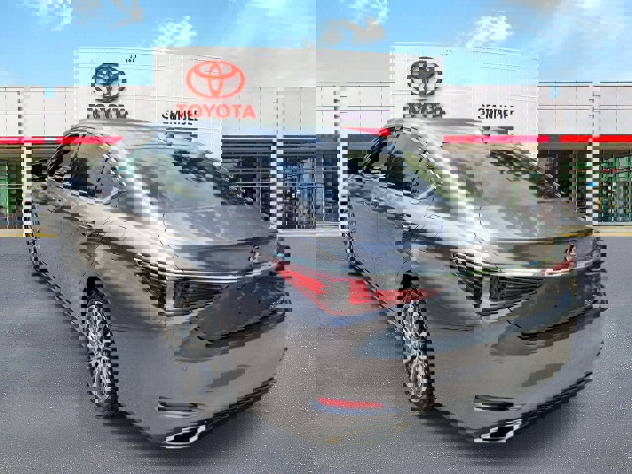 Used 2021 Lexus ES 350 w/ Premium Package image 4