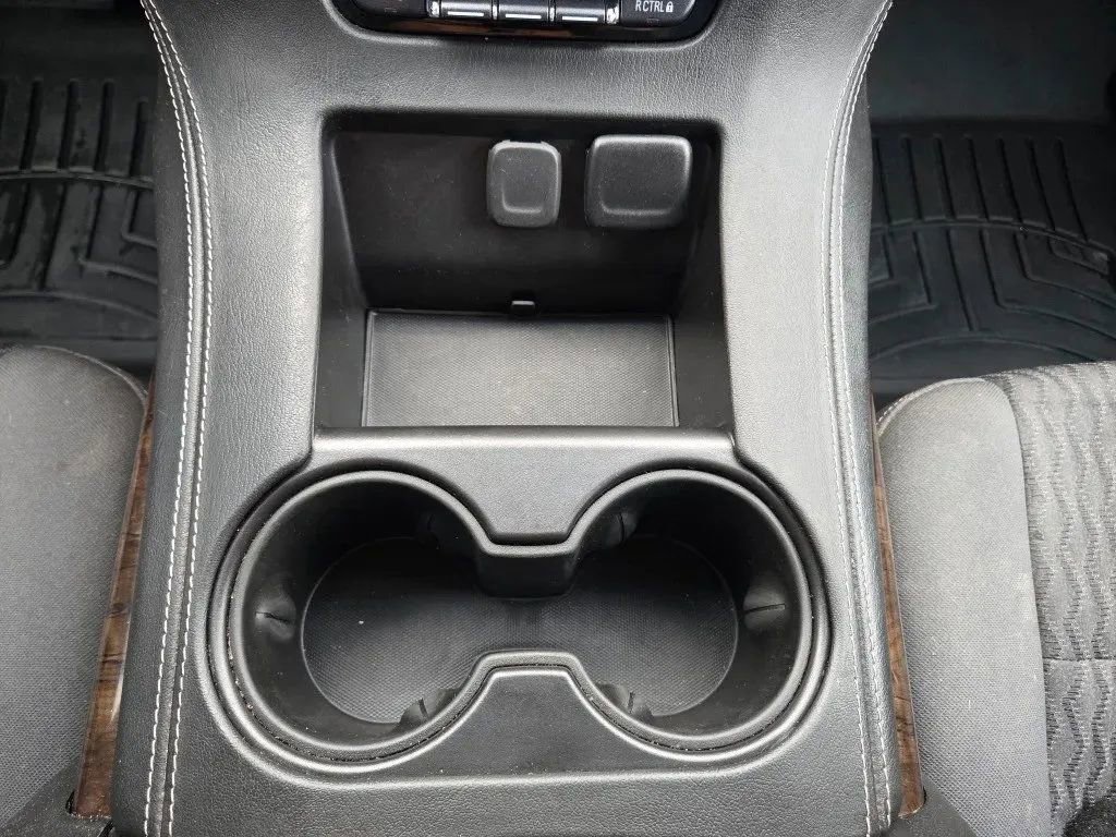 Used 2019 Chevrolet Tahoe LS w/ Enhanced Driver Alert Package image 23