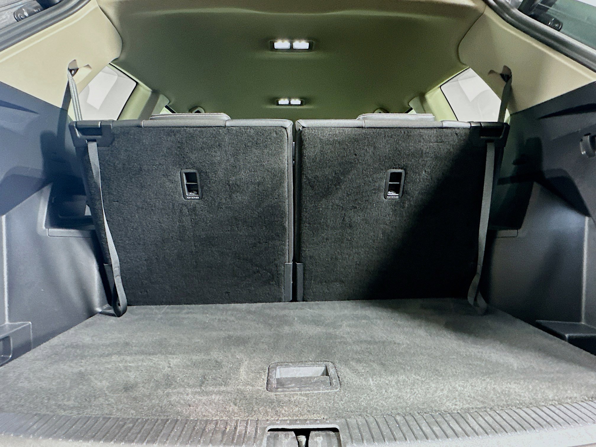 Used 2025 Volkswagen Atlas SE AWD/4WD image 29