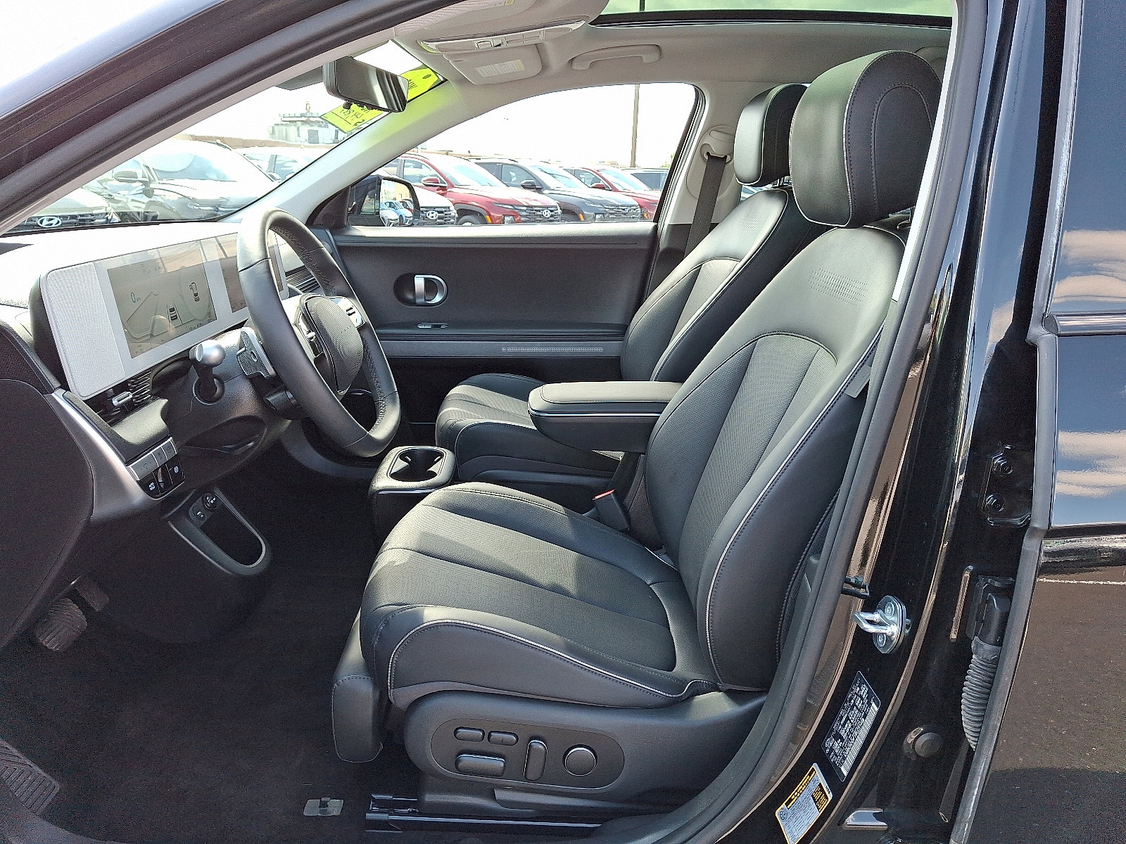 Used 2024 Hyundai Ioniq 5 Limited image 13