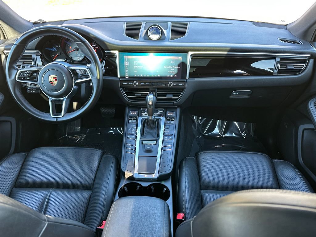 Used 2021 Porsche Macan S image 17