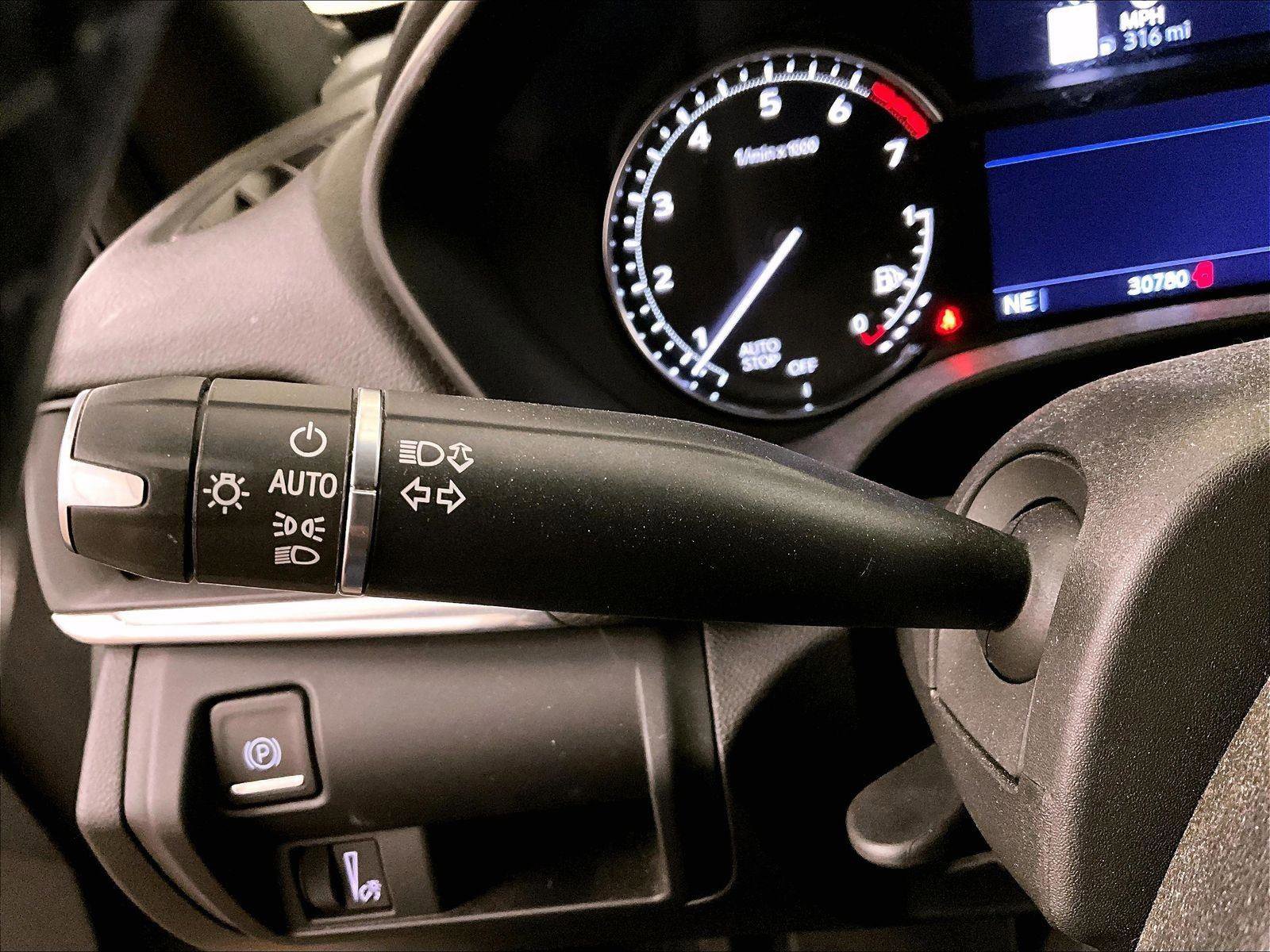 Used 2020 Cadillac CT4 Luxury w/ Sun And Sound Package RWD image 30