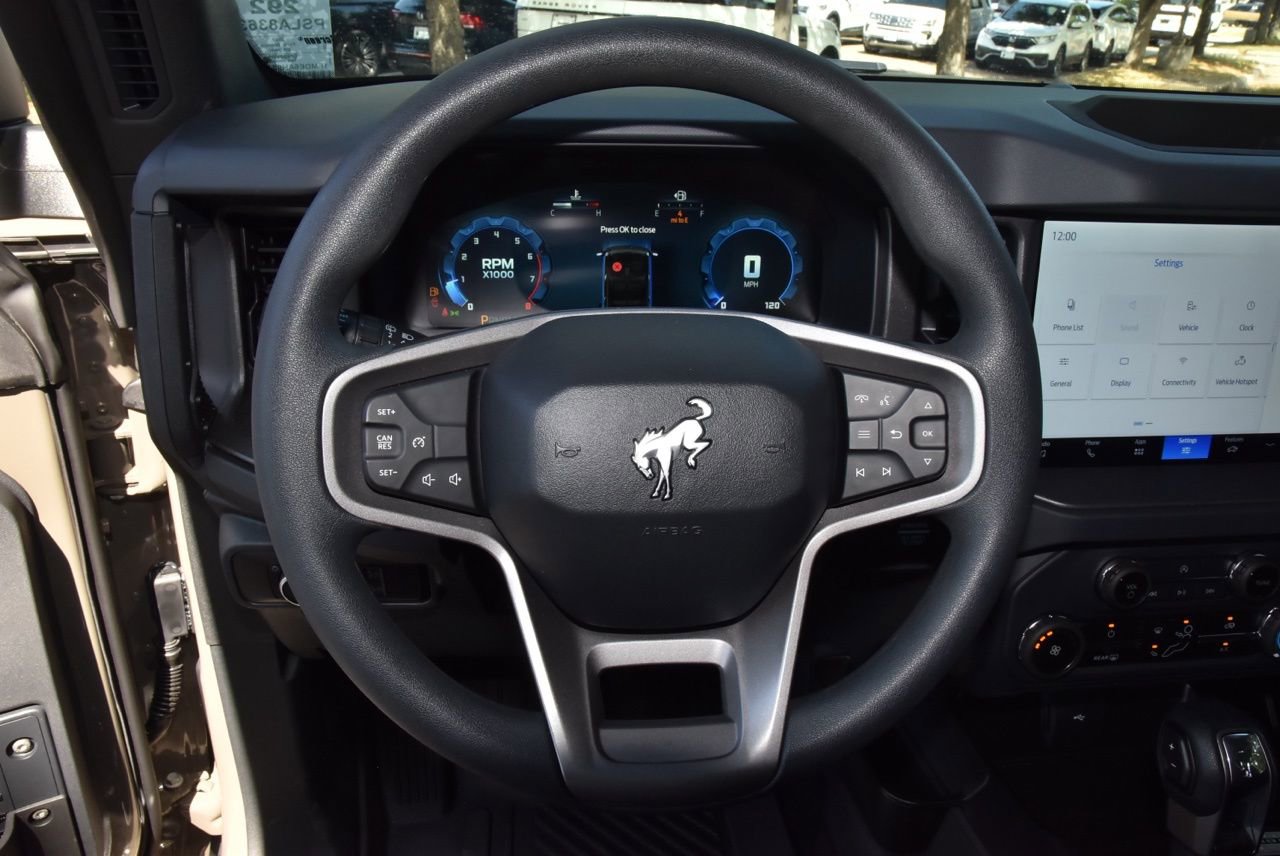 Used 2025 Ford Bronco 2-Door image 21