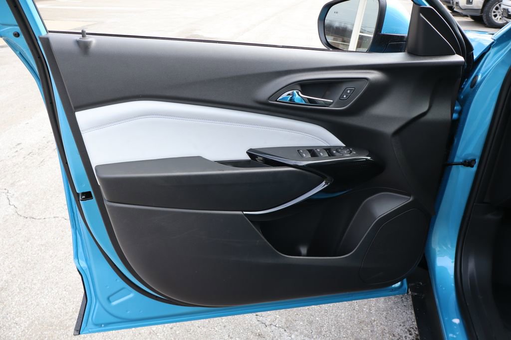 New 2026 Chevrolet Trax LT w/ Driver Confidence Package image 6