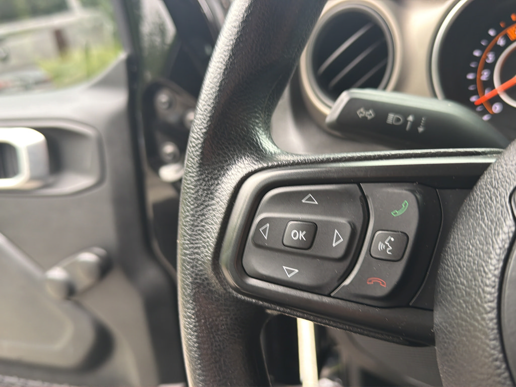 Used 2020 Jeep Wrangler Unlimited Sport AWD/4WD image 25