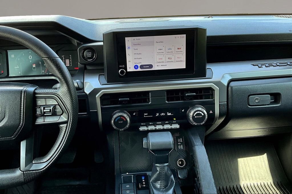 Used 2024 Toyota Tacoma SR5 AWD/4WD image 10