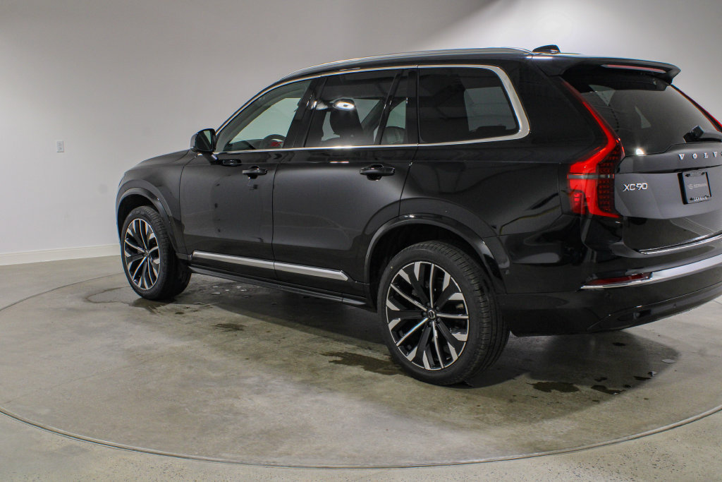 New 2026 Volvo XC90 B6 Plus w/ Protection Package Premier AWD/4WD image 3