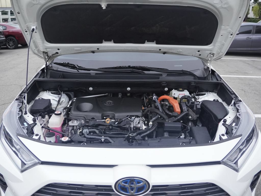 Used 2021 Toyota RAV4 XSE AWD/4WD image 30