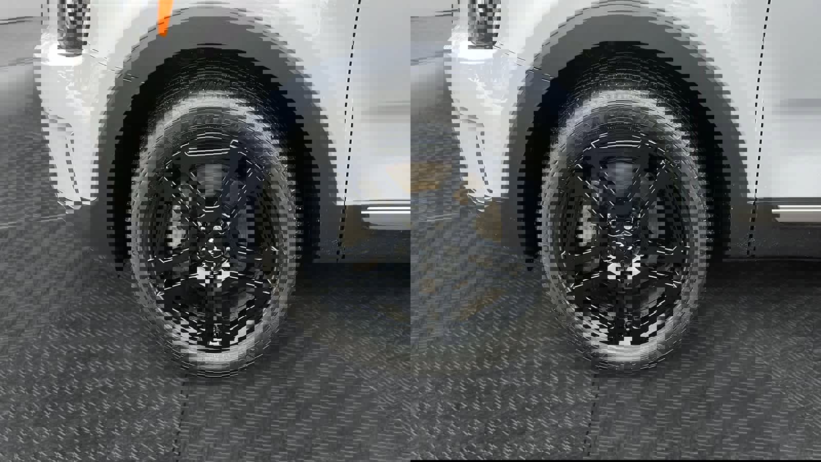 Used 2023 Kia Telluride EX X-Line image 10