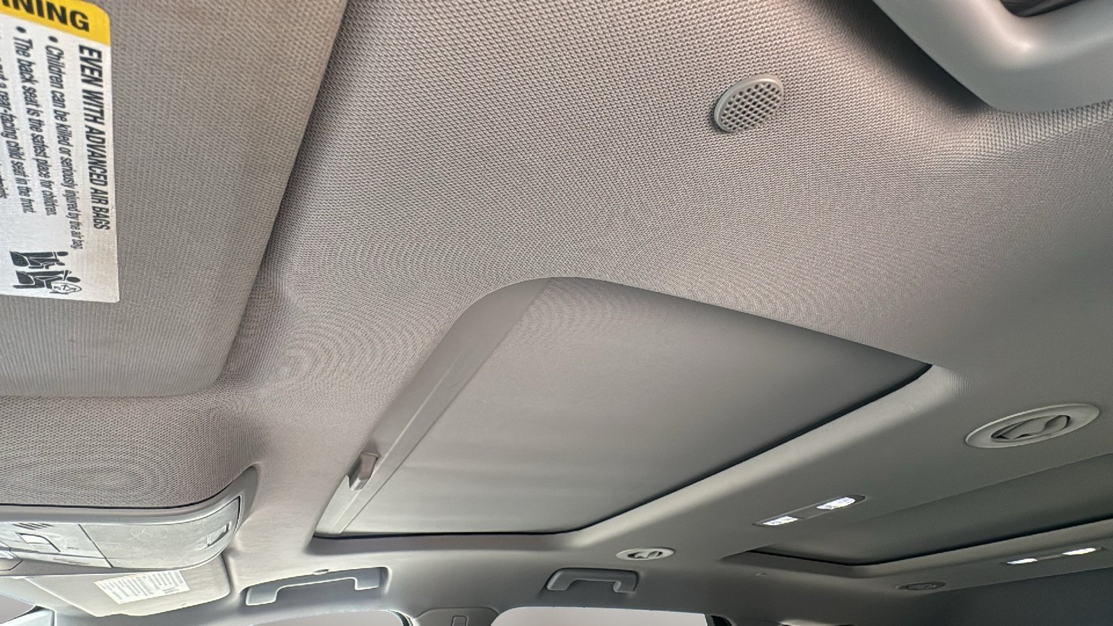 Used 2020 Buick Enclave Avenir w/ Avenir Technology Package FWD image 11
