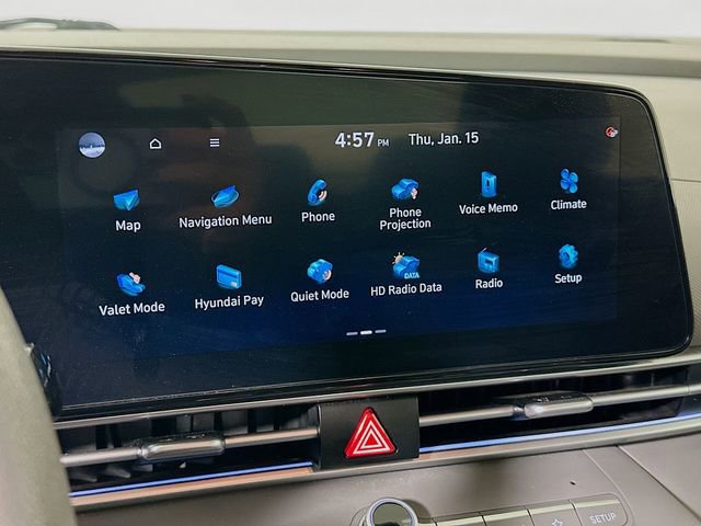 Used 2024 Hyundai Elantra SEL image 15
