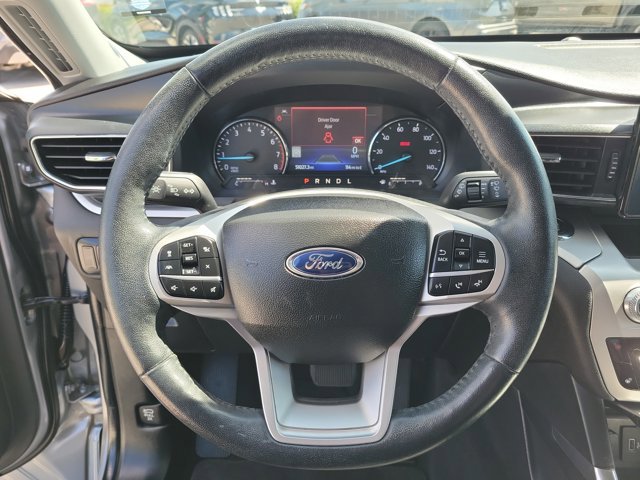 Certified 2022 Ford Explorer XLT w/ Equipment Group 202A RWD image 30