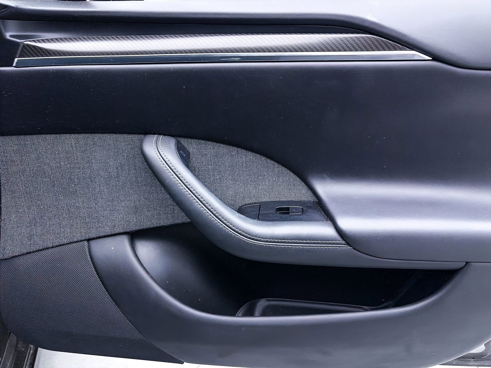 Used 2022 Tesla Model S Plaid image 30