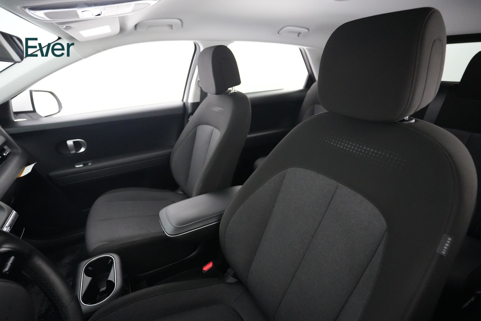 Used 2024 Hyundai Ioniq 5 SEL RWD image 4