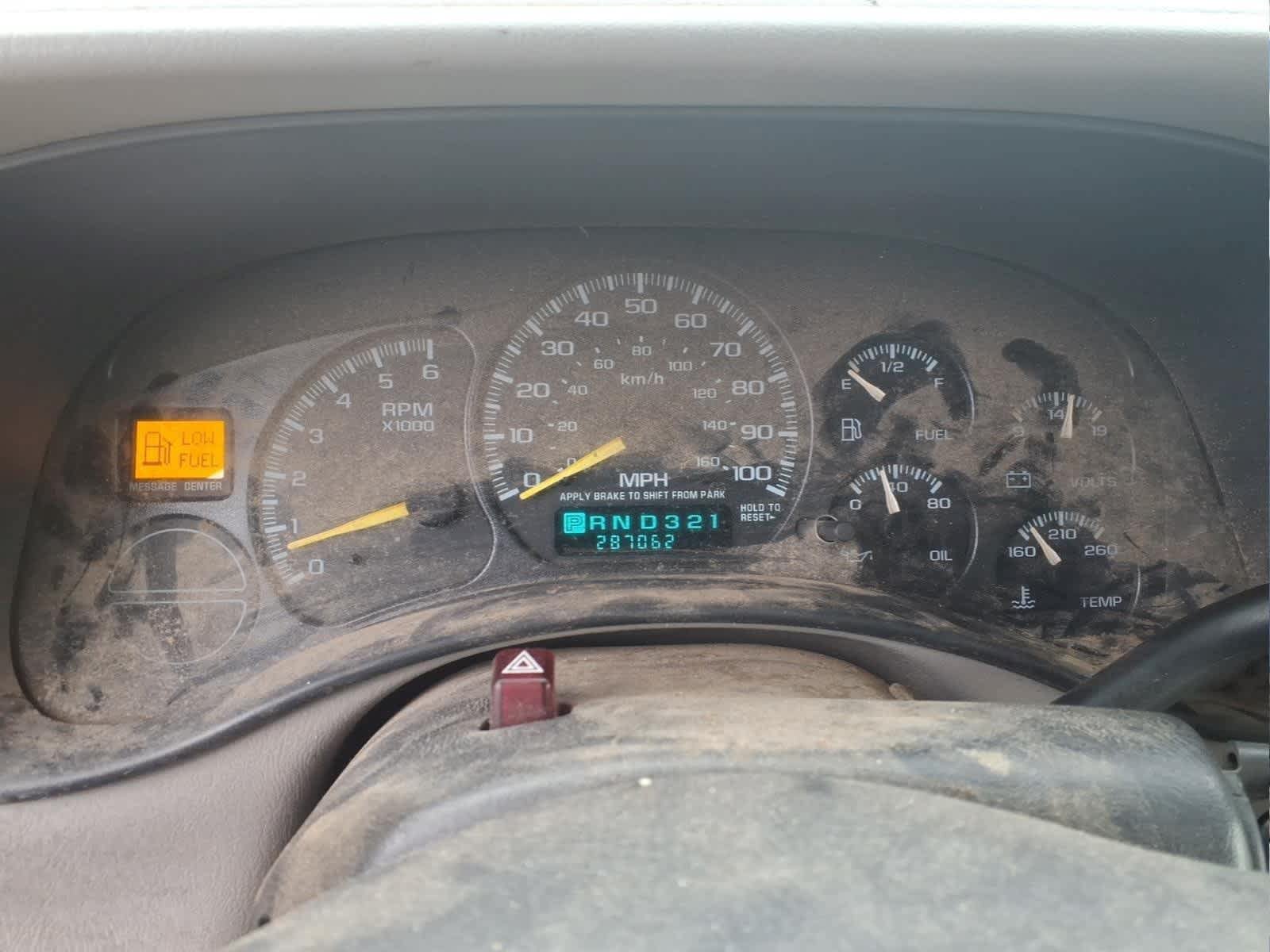Used 2000 GMC Yukon XL SLT w/ SLT Marketing Opt Pkg AWD/4WD image 17