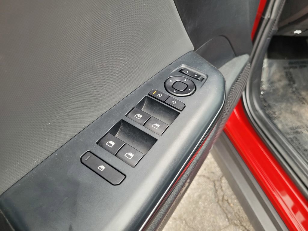 Used 2025 Kia K4 FWD image 26