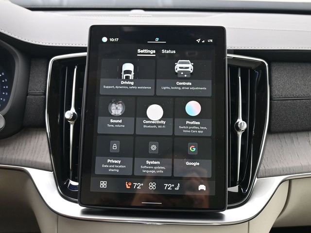 New 2026 Volvo XC90 B6 Ultra w/ Protection Package image 16