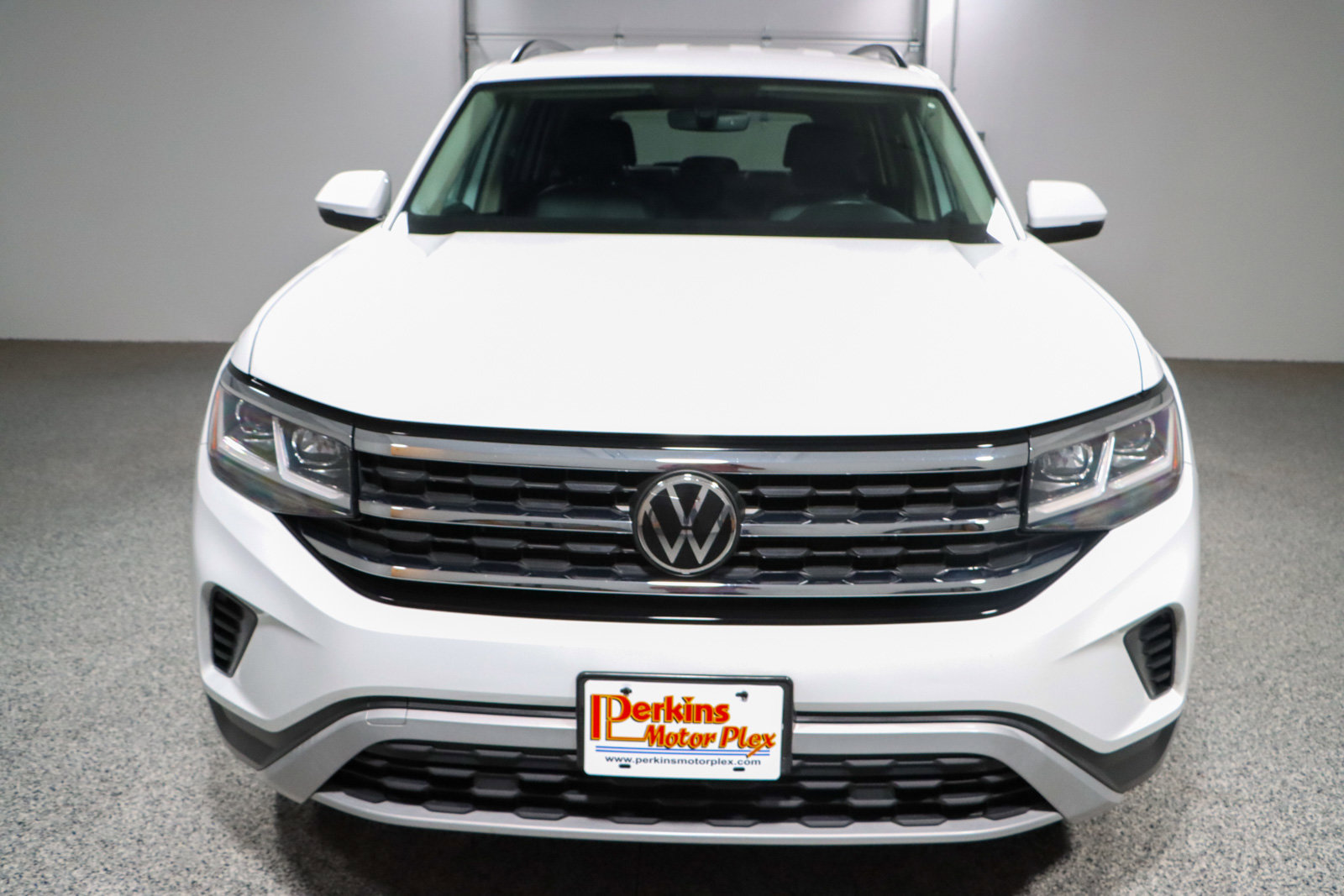 Used 2023 Volkswagen Atlas SE image 4