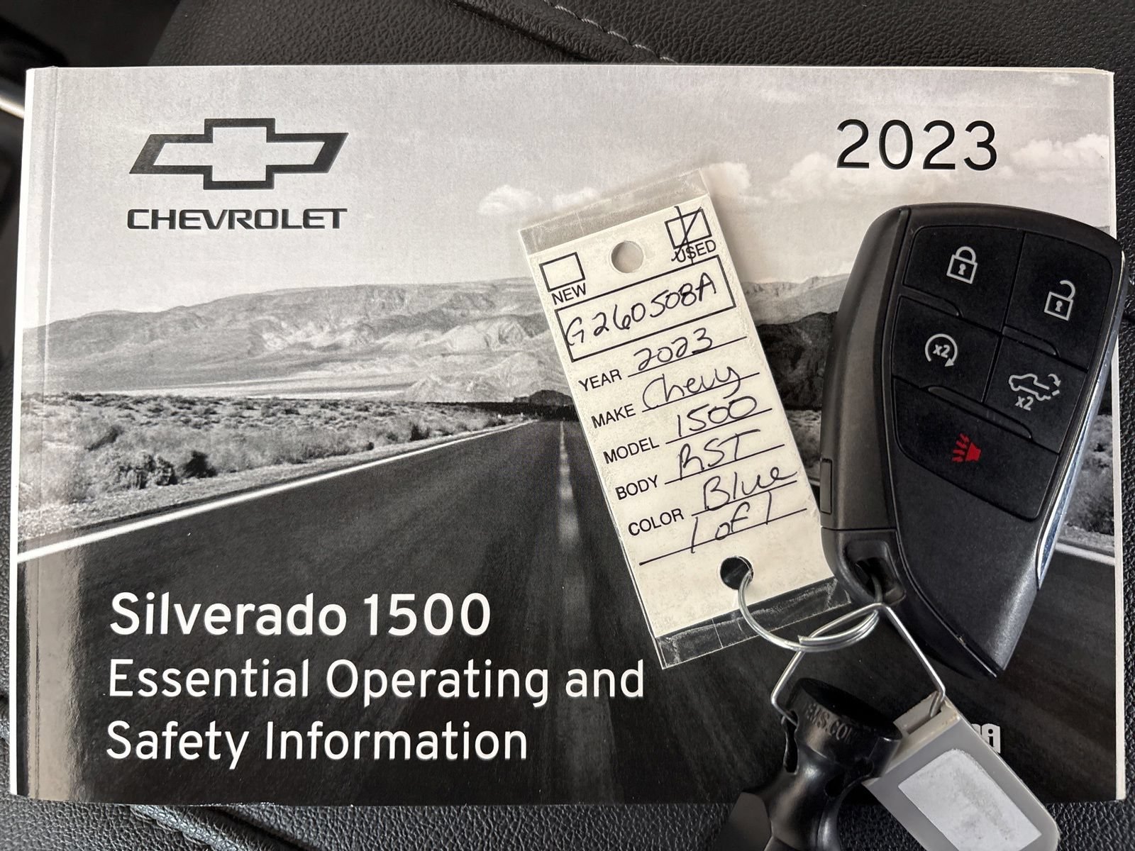 Used 2023 Chevrolet Silverado 1500 RST w/ Z71 Off-Road Package AWD/4WD image 30