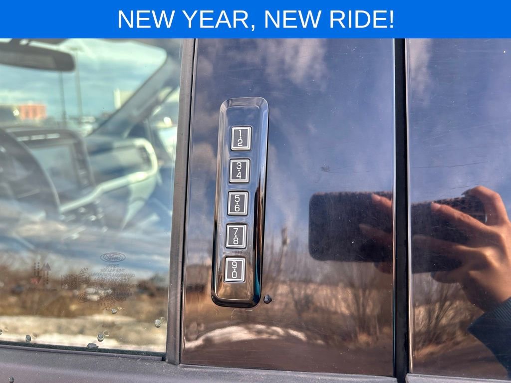 Used 2022 Ford F150 XLT w/ Equipment Group 302A High image 13