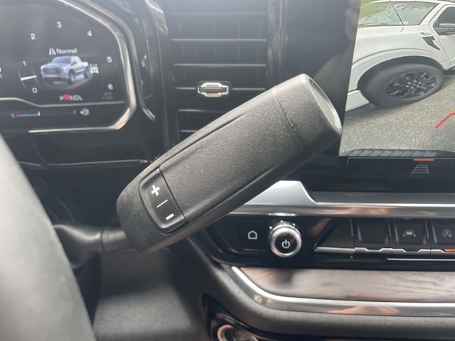 Used 2025 GMC Sierra 1500 SLT image 40