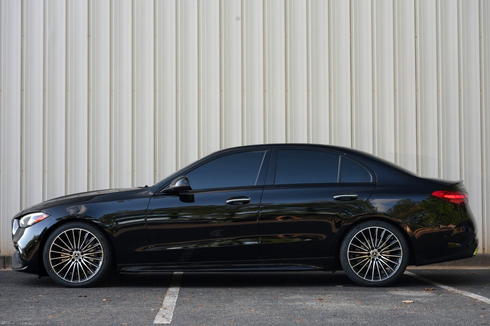 Used 2025 Mercedes-Benz C 300 Sedan w/ AMG Line w/ Night Package image 9
