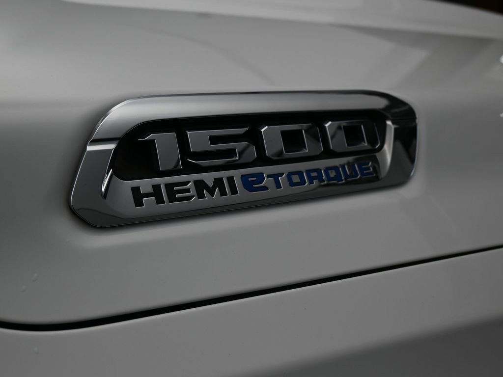 Used 2021 RAM 1500 Big Horn RWD image 40