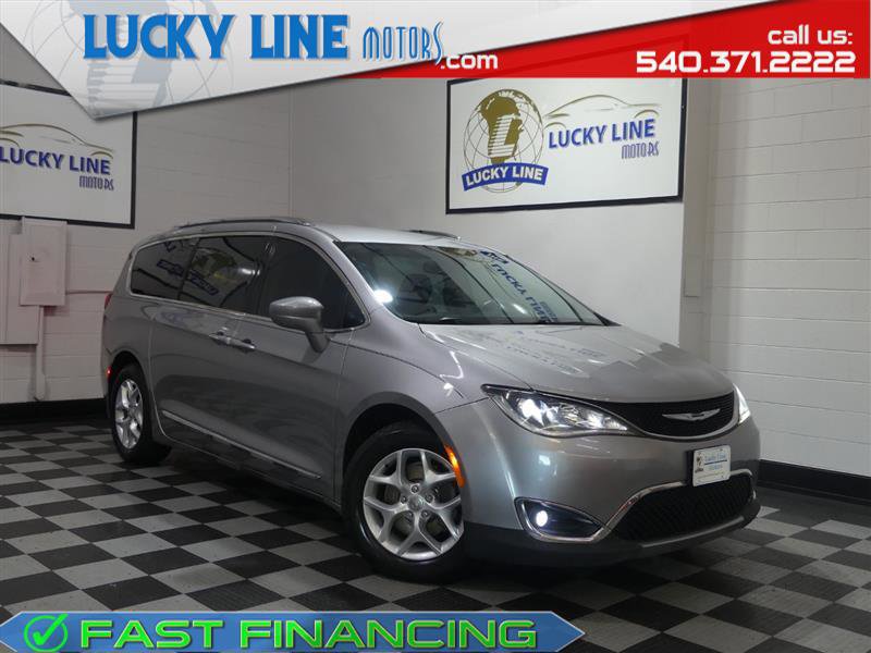 Used 2017 Chrysler Pacifica Touring-L Plus video 1
