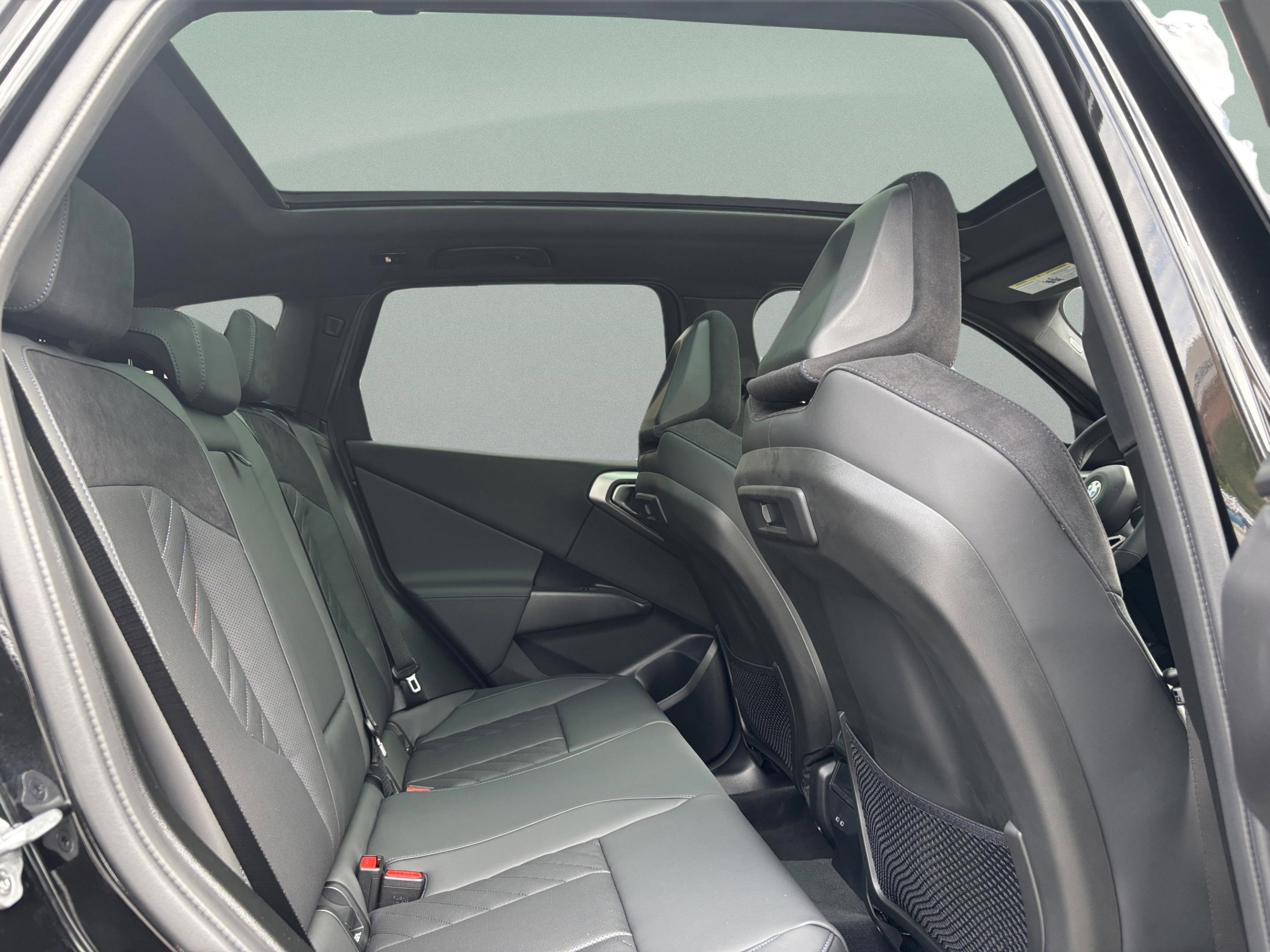 Used 2026 BMW X3 xDrive30 w/ M Sport Package image 30