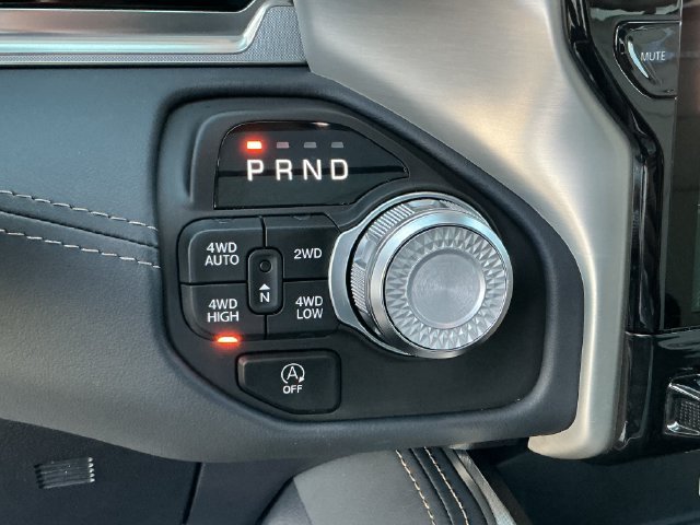 Used 2025 RAM 1500 Tungsten AWD/4WD image 21