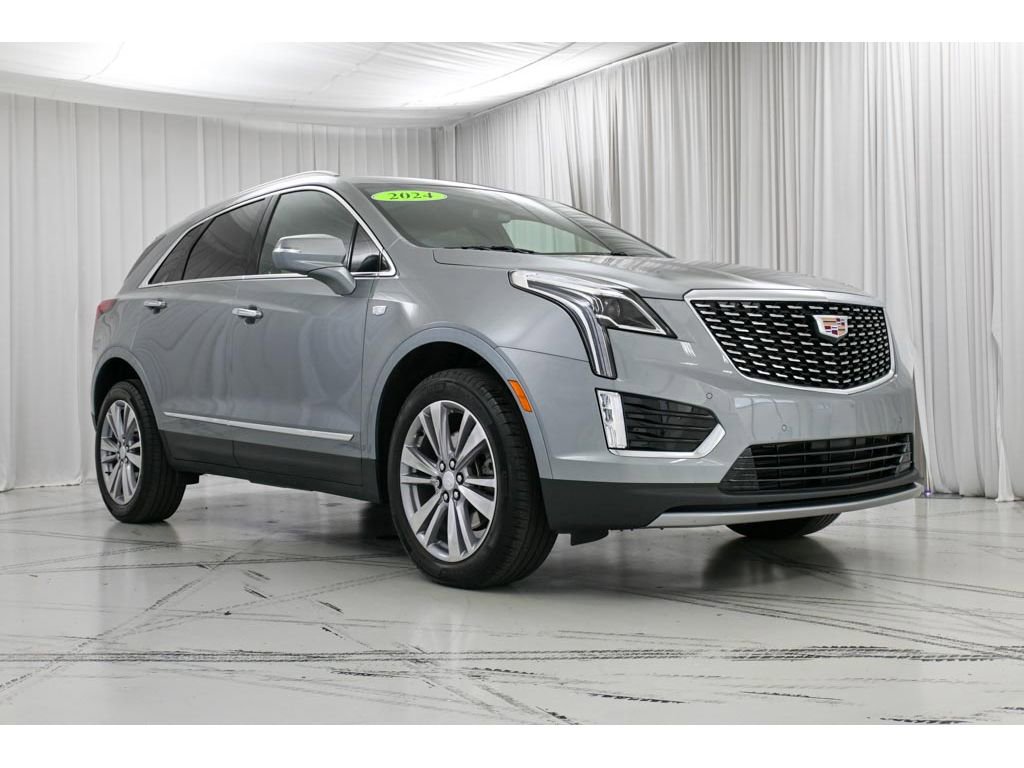 Used 2024 Cadillac XT5 Premium Luxury image 2