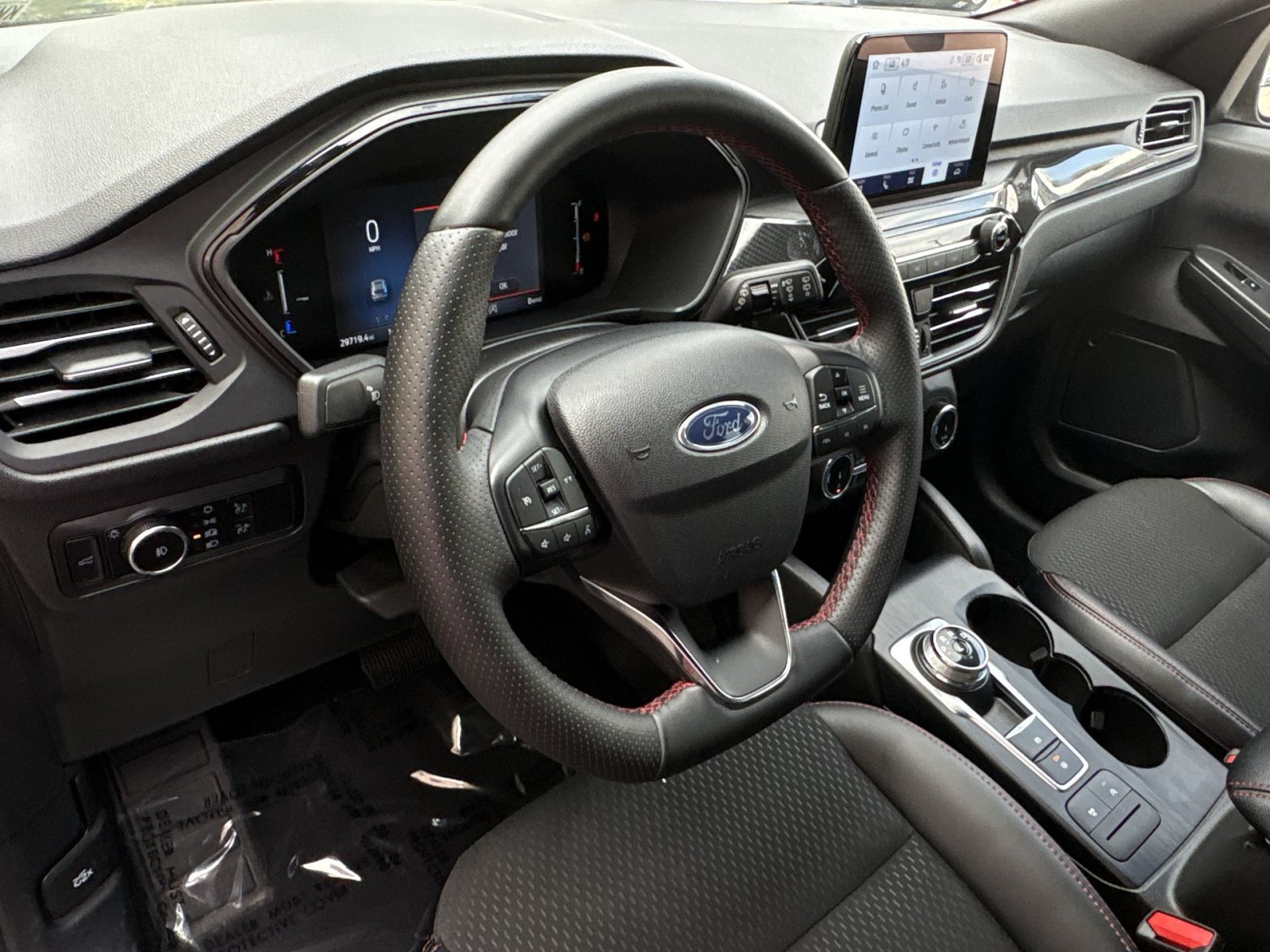 Used 2025 Ford Escape ST-Line Select AWD/4WD image 16