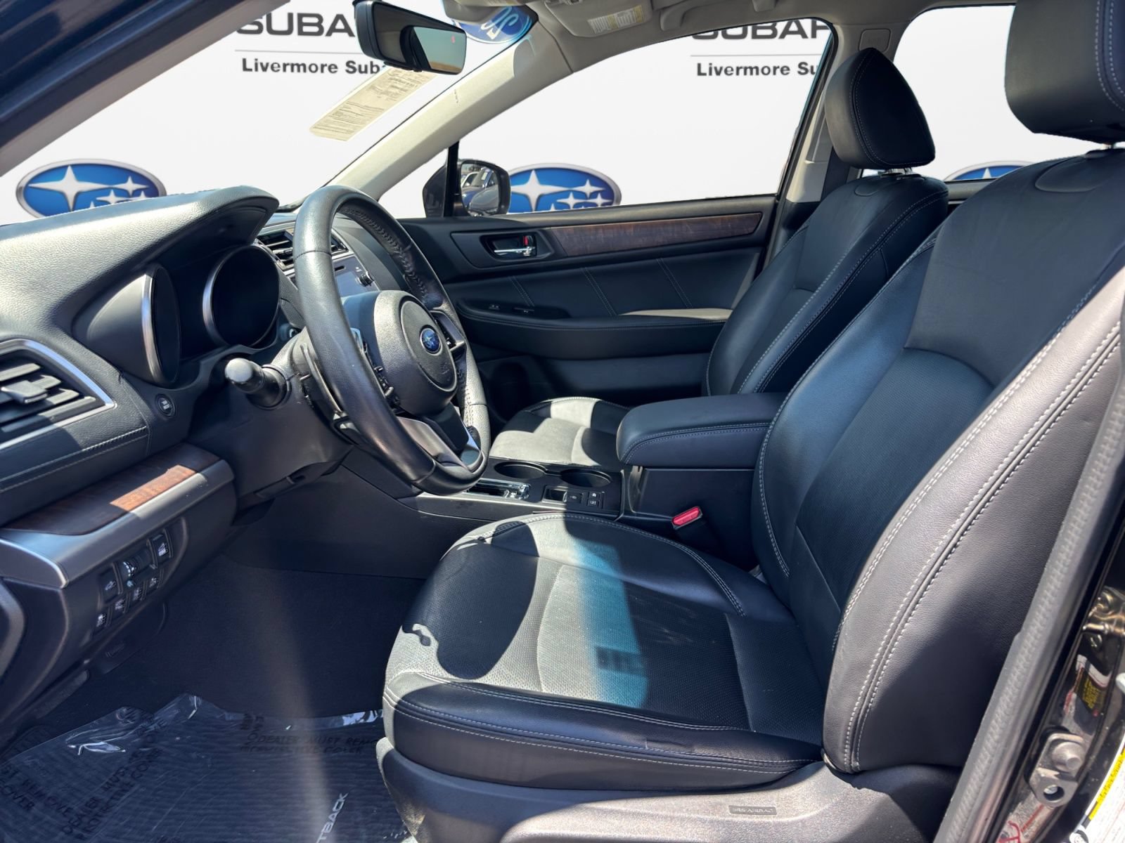 Used 2019 Subaru Outback 2.5i Limited AWD/4WD image 10