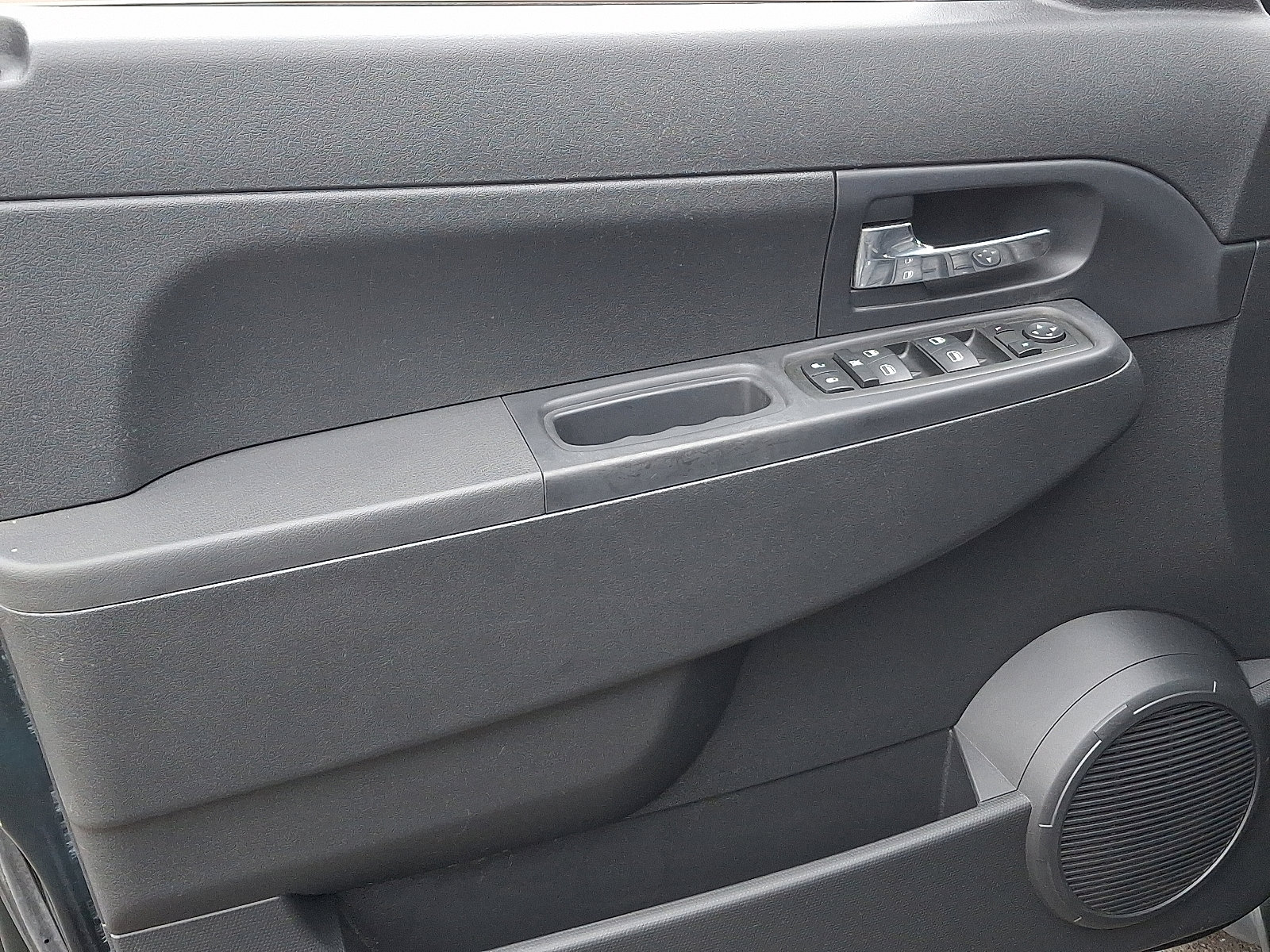 Used 2010 Jeep Liberty Sport w/ Popular Equipment Group image 12