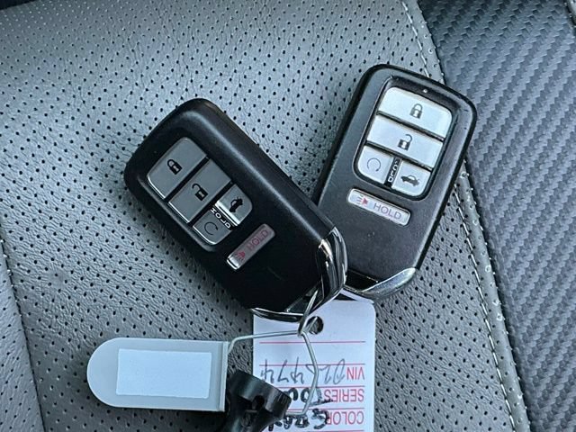Used 2018 Honda Civic Touring image 18