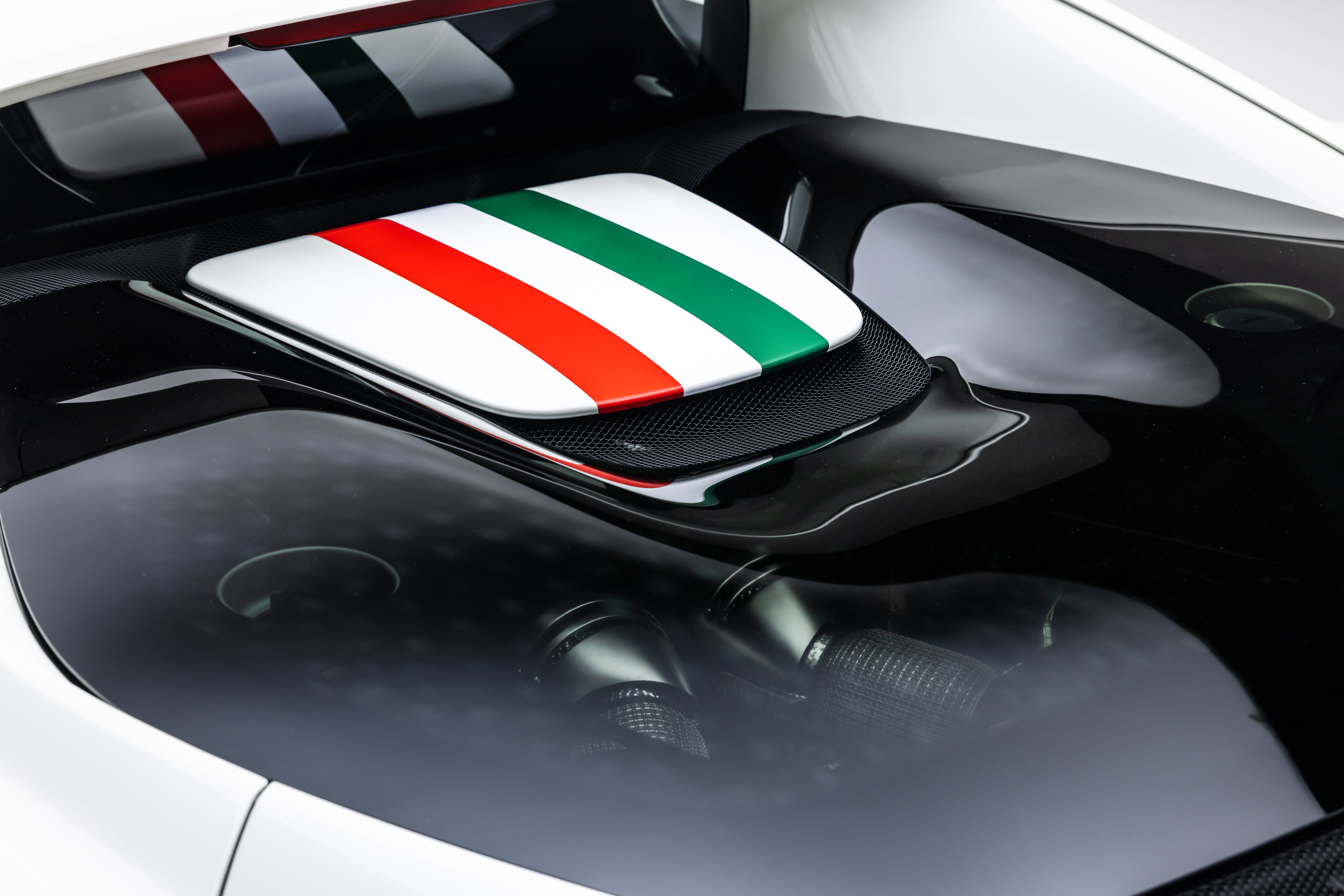 Used 2022 Ferrari 296 GTB RWD image 20
